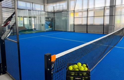Аренда корта и инвентаря от 15р в "Padel Play" в Могилеве